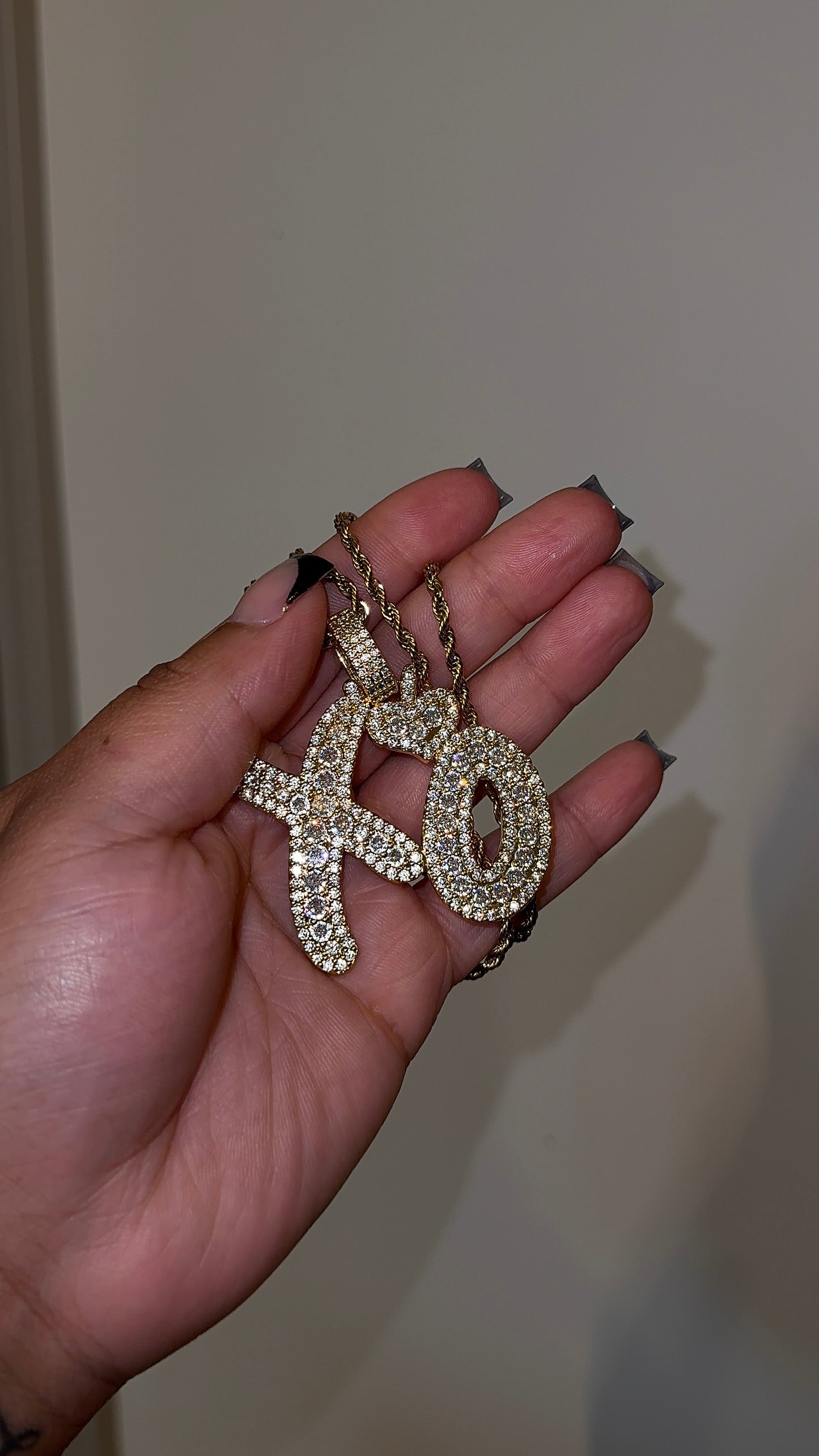 " PRETTY LOVE " |  PENDENT & CHAIN