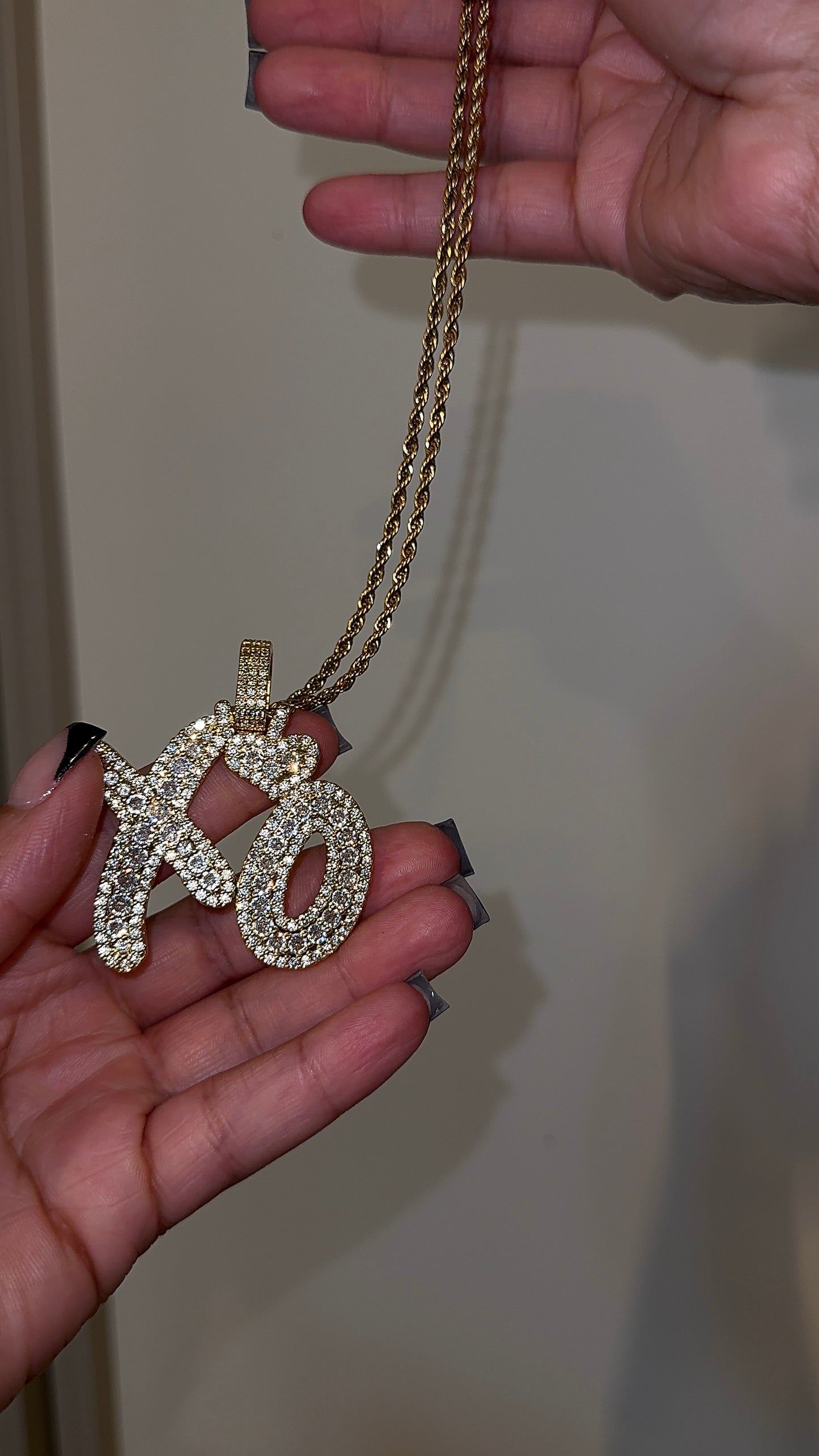 " PRETTY LOVE " |  PENDENT & CHAIN